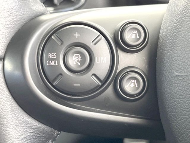 BMW MINI COOPER D CR 2018 Image 31