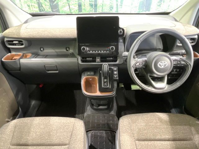 TOYOTA SIENTA HYBRID 2025 Image 31