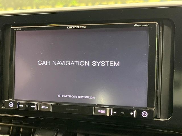 TOYOTA C-HR 2017 Image 31