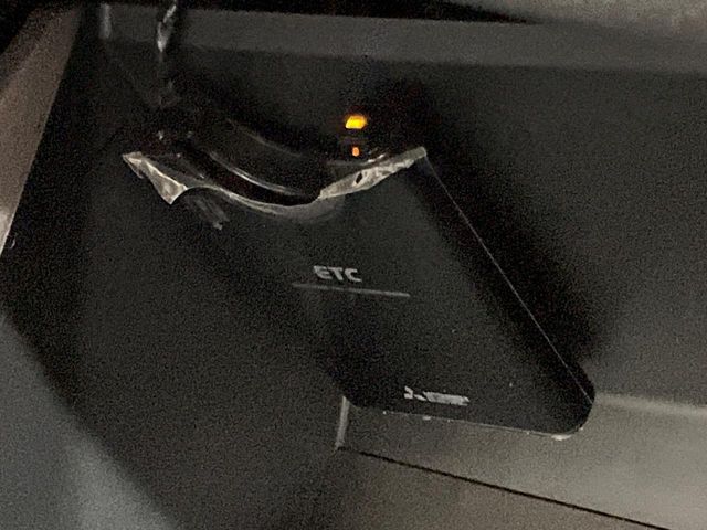 TOYOTA C-HR 2017 Image 31