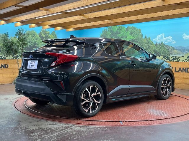 TOYOTA C-HR 2017 Image 31