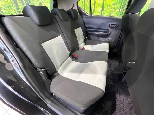 TOYOTA AQUA 2013 Image 31