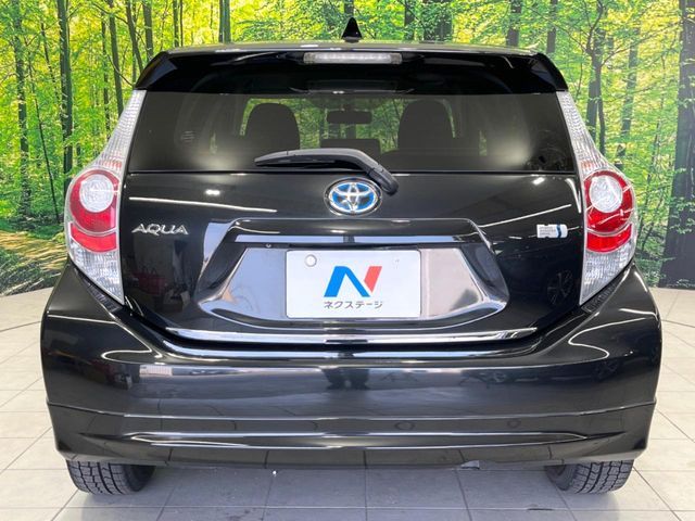 TOYOTA AQUA 2013 Image 31