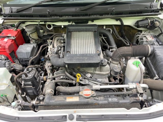 SUZUKI JIMNY 4WD 2016 Image 31