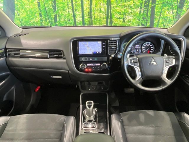 MITSUBISHI OUTLANDER PHEV 2018 Image 31