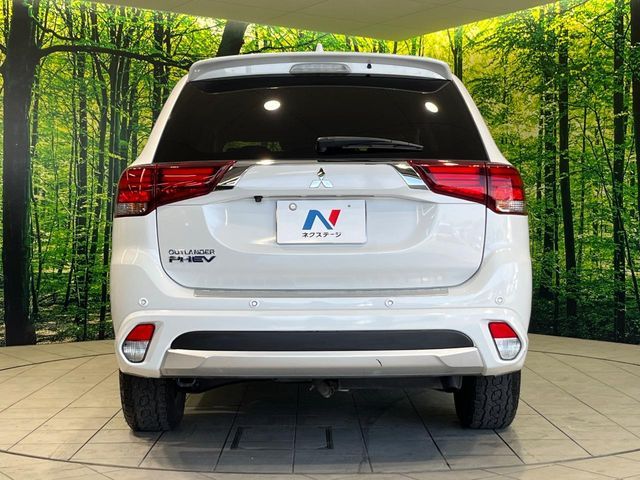 MITSUBISHI OUTLANDER PHEV 2018 Image 31