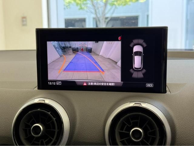 AUDI SQ2 2024 Image 31