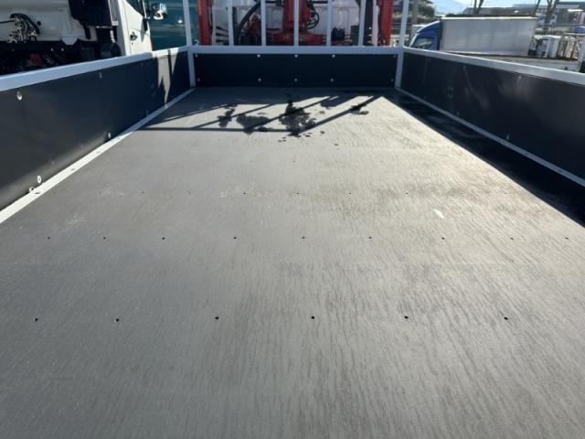 MITSUBISHI CANTER 2024 Image 31