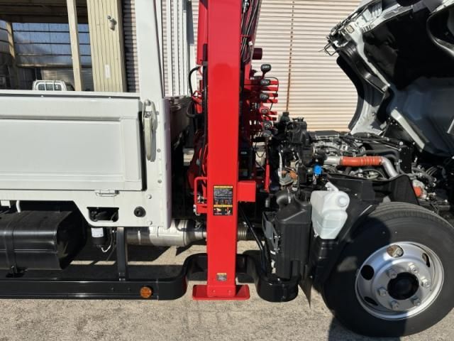 MITSUBISHI CANTER 2024 Image 31