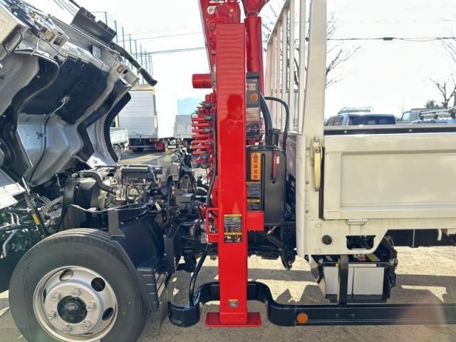 MITSUBISHI CANTER 2024 Image 31