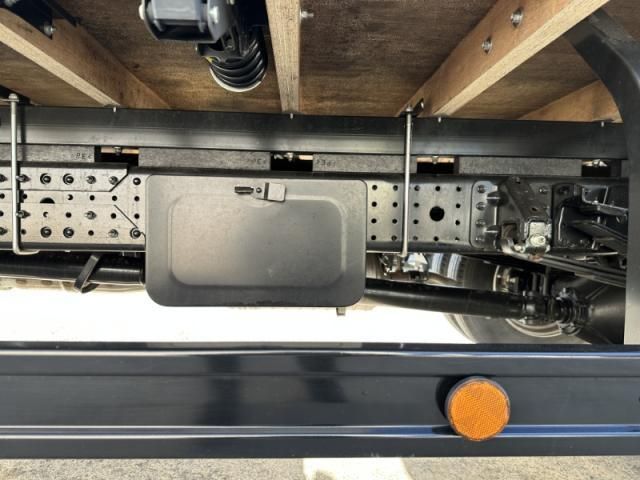 MITSUBISHI CANTER 2024 Image 31