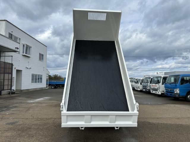 HINO DUTRO 2011 Image 31