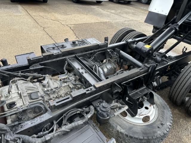 HINO DUTRO 2011 Image 31