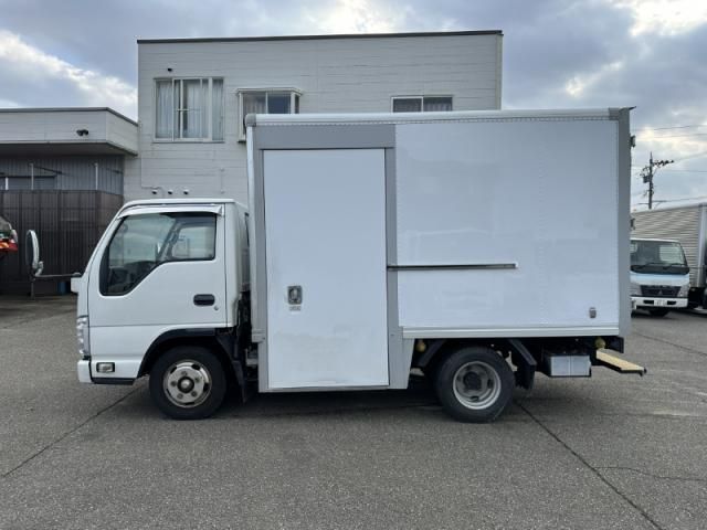 ISUZU ELF 2019 Image 31