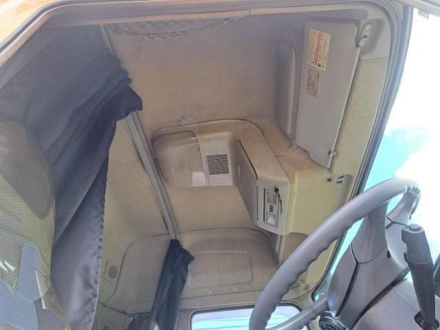 MITSUBISHI FUSOU SUPER GREAT 2009 Image 31