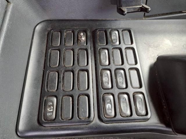 MITSUBISHI FUSOU SUPER GREAT 2009 Image 31