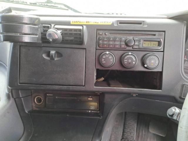 MITSUBISHI FUSOU SUPER GREAT 2009 Image 31