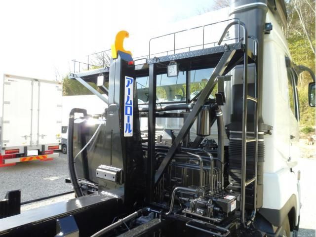 MITSUBISHI FUSOU SUPER GREAT 2025 Image 31