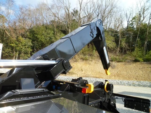 MITSUBISHI FUSOU SUPER GREAT 2025 Image 31