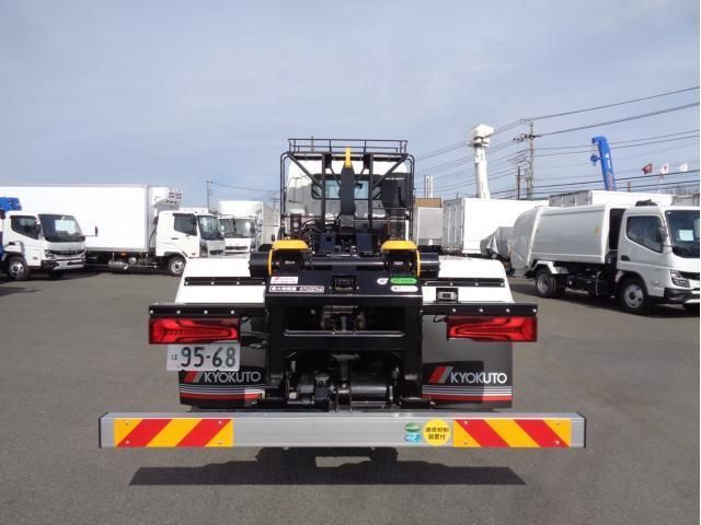 MITSUBISHI FUSOU SUPER GREAT 2025 Image 31