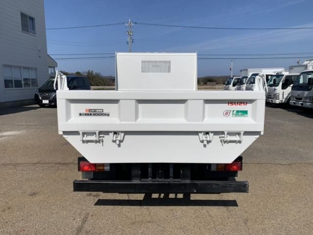 ISUZU ELF 2017 Image 31