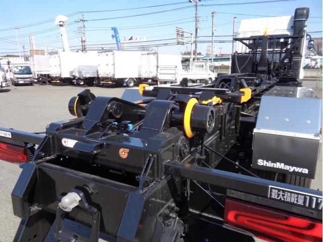 MITSUBISHI FUSOU SUPER GREAT 2025 Image 31