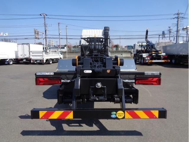 MITSUBISHI FUSOU SUPER GREAT 2025 Image 31