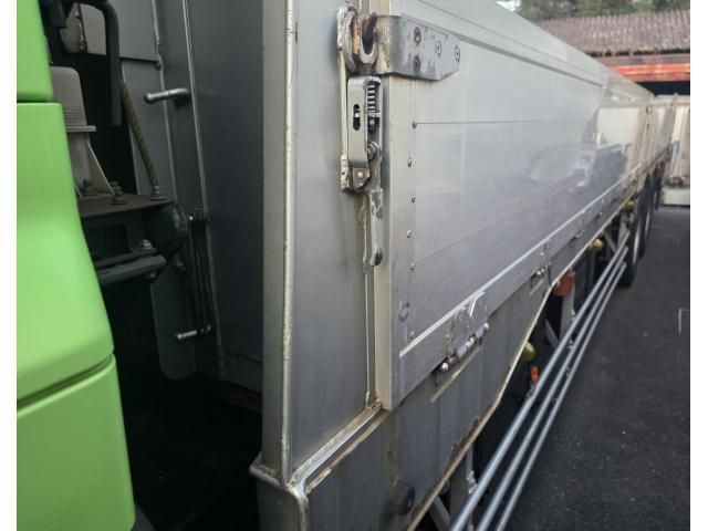 HINO PROFIA 2010 Image 31