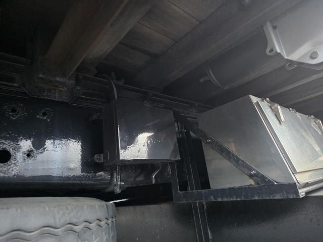 HINO PROFIA 2010 Image 31