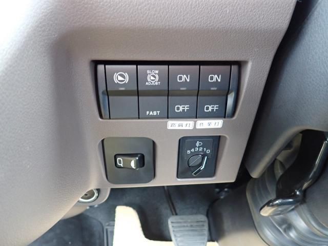 MITSUBISHI CANTER 2024 Image 31