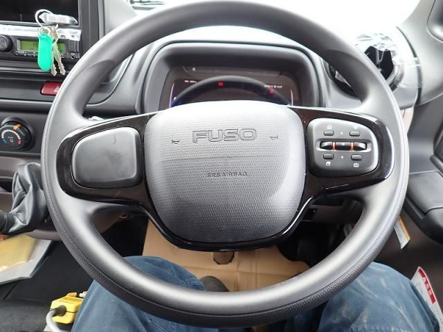 MITSUBISHI CANTER 2024 Image 31