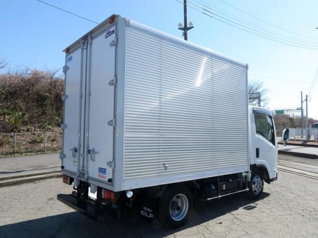 ISUZU ELF 2025 Image 31