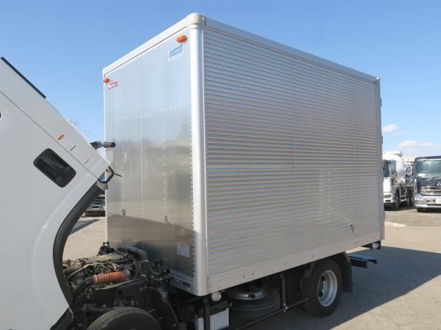 ISUZU ELF 2025 Image 31