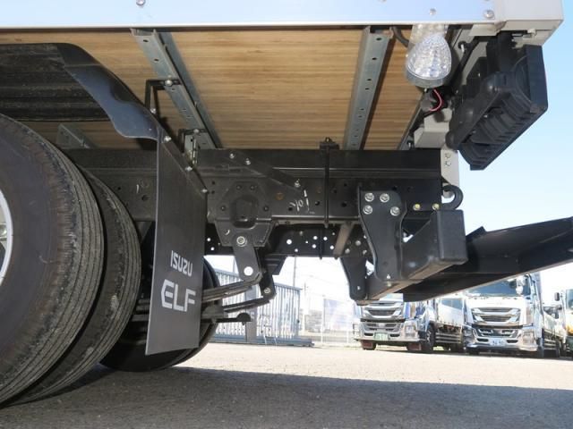 ISUZU ELF 2025 Image 31