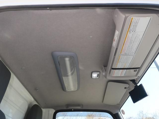 ISUZU ELF 2025 Image 31