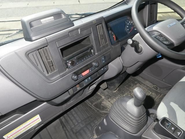 ISUZU ELF 2025 Image 31