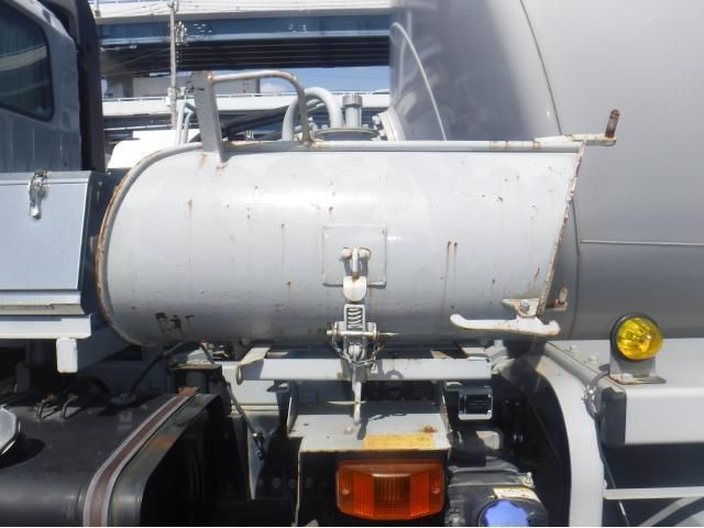 HINO PROFIA 2018 Image 31