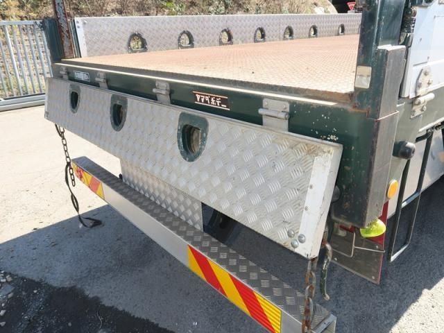 NISSAN DIESEL QUON 2018 Image 31