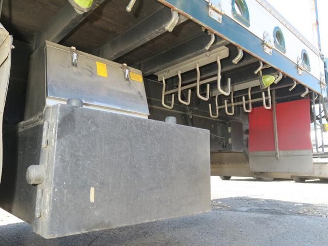 NISSAN DIESEL QUON 2018 Image 31