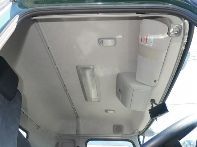 NISSAN DIESEL QUON 2018 Image 31