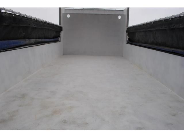 MITSUBISHI FUSOU SUPER GREAT 2013 Image 31