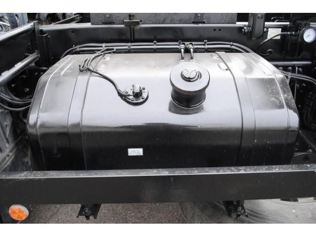 MITSUBISHI FUSOU SUPER GREAT 2013 Image 31