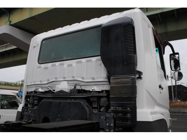 MITSUBISHI FUSOU SUPER GREAT 2013 Image 31