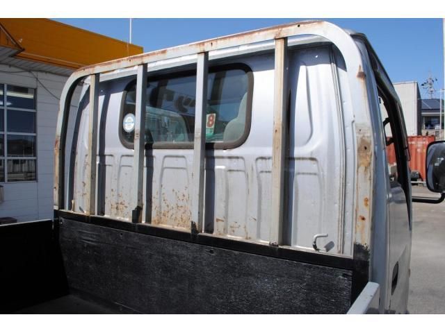 NISSAN ATLAS 2003 Image 31