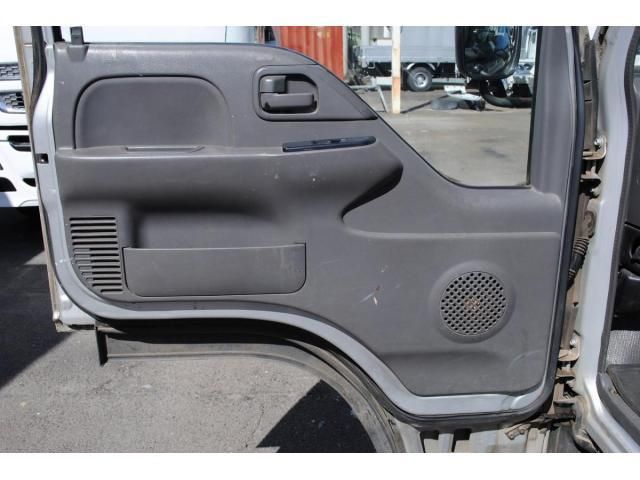 NISSAN ATLAS 2003 Image 31