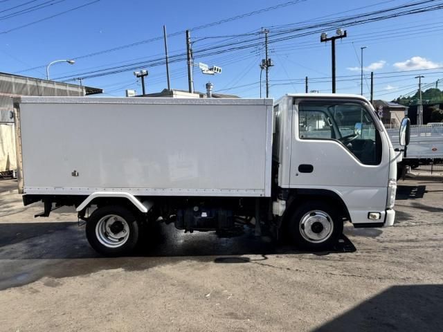 ISUZU ELF 2017 Image 31