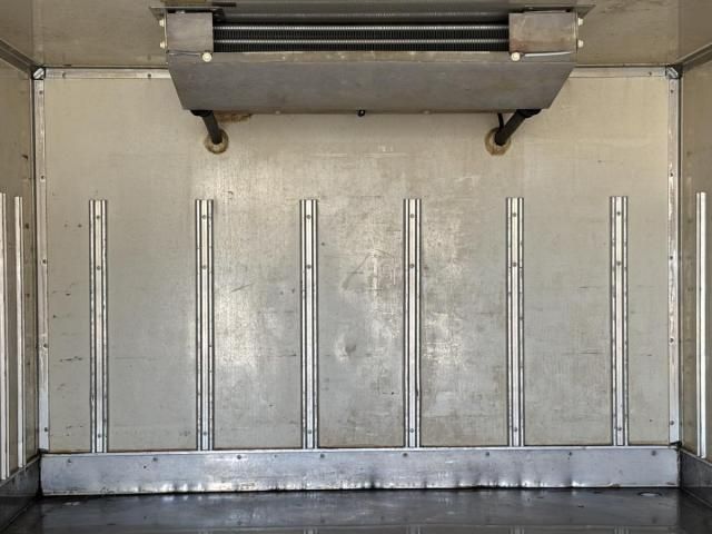 ISUZU ELF 2017 Image 31