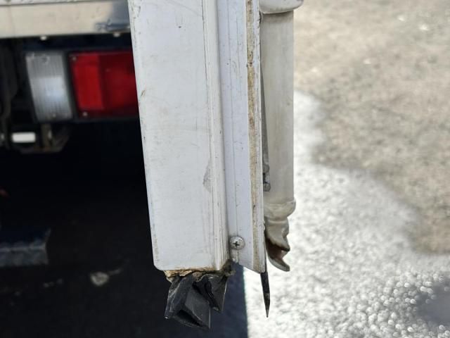 ISUZU ELF 2017 Image 31