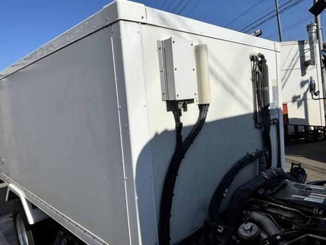 ISUZU ELF 2017 Image 31