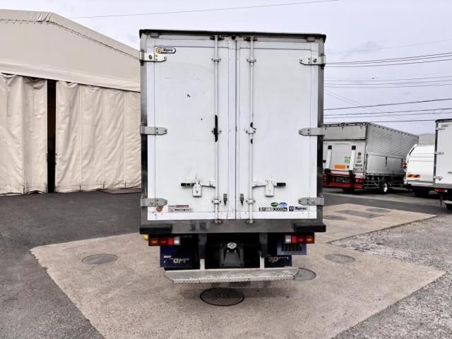 MITSUBISHI CANTER 2019 Image 31
